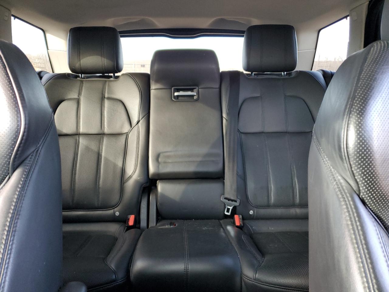 2014 Land Rover Range Rover - Image 10