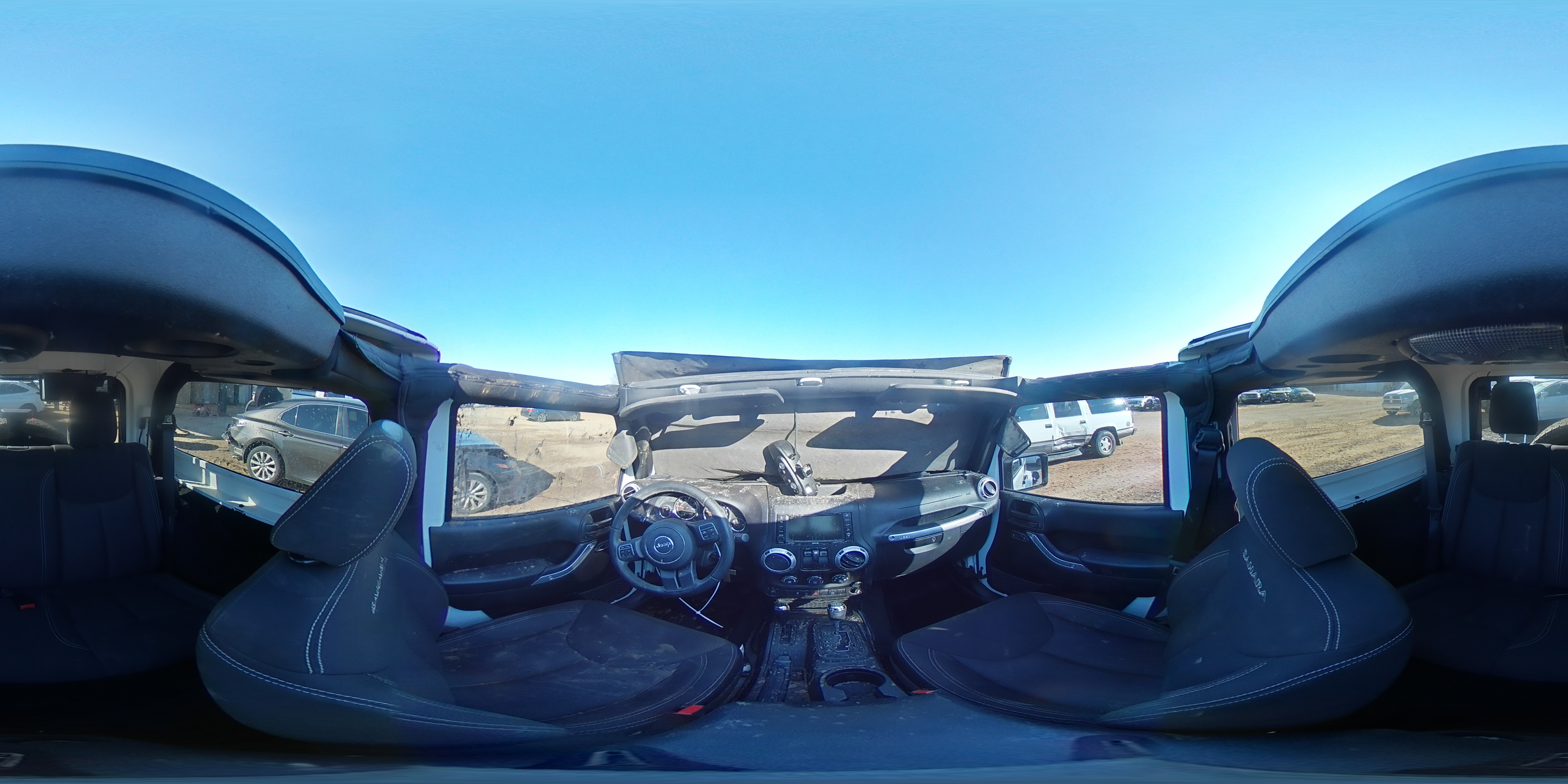 2017 Jeep Wrangler - Image 13