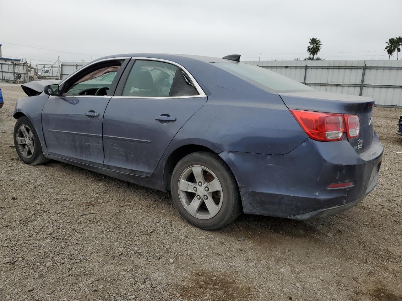 2015 Chevrolet Malibu - Image 2