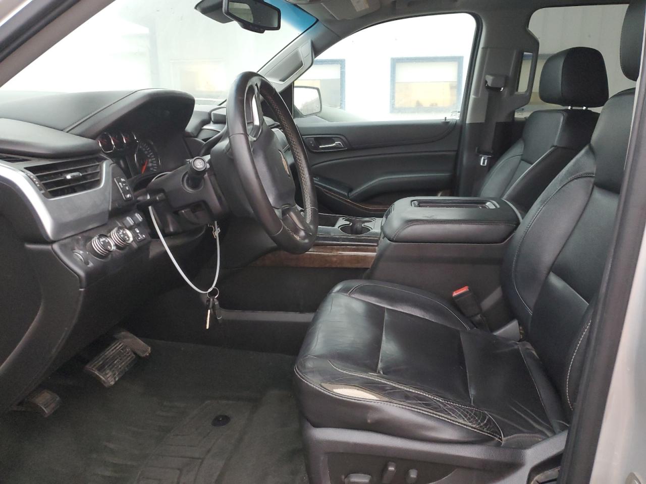 2015 Chevrolet Suburban - Image 7