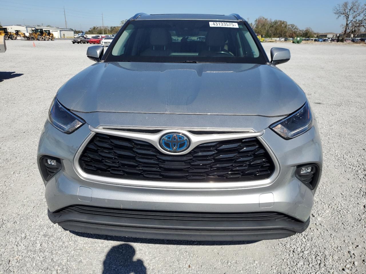 2021 Toyota Highlander - Image 5