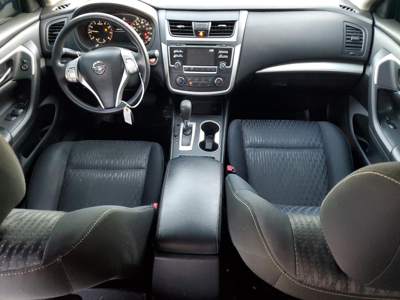 2017 Nissan Altima - Image 8