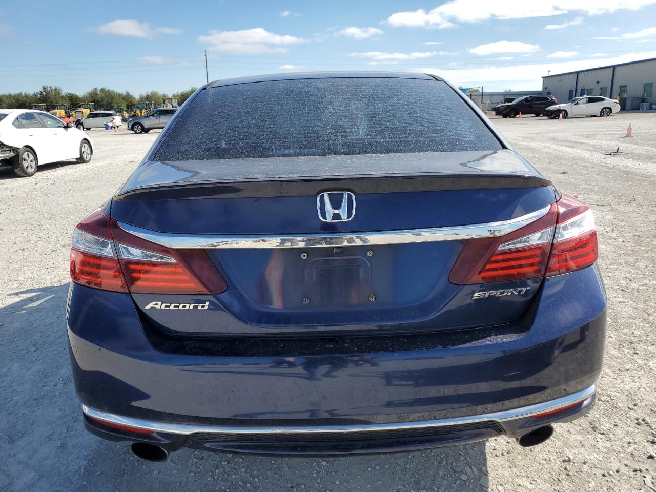 VIN 1HGCR2F54GA018802 2016 HONDA ACCORD no.6