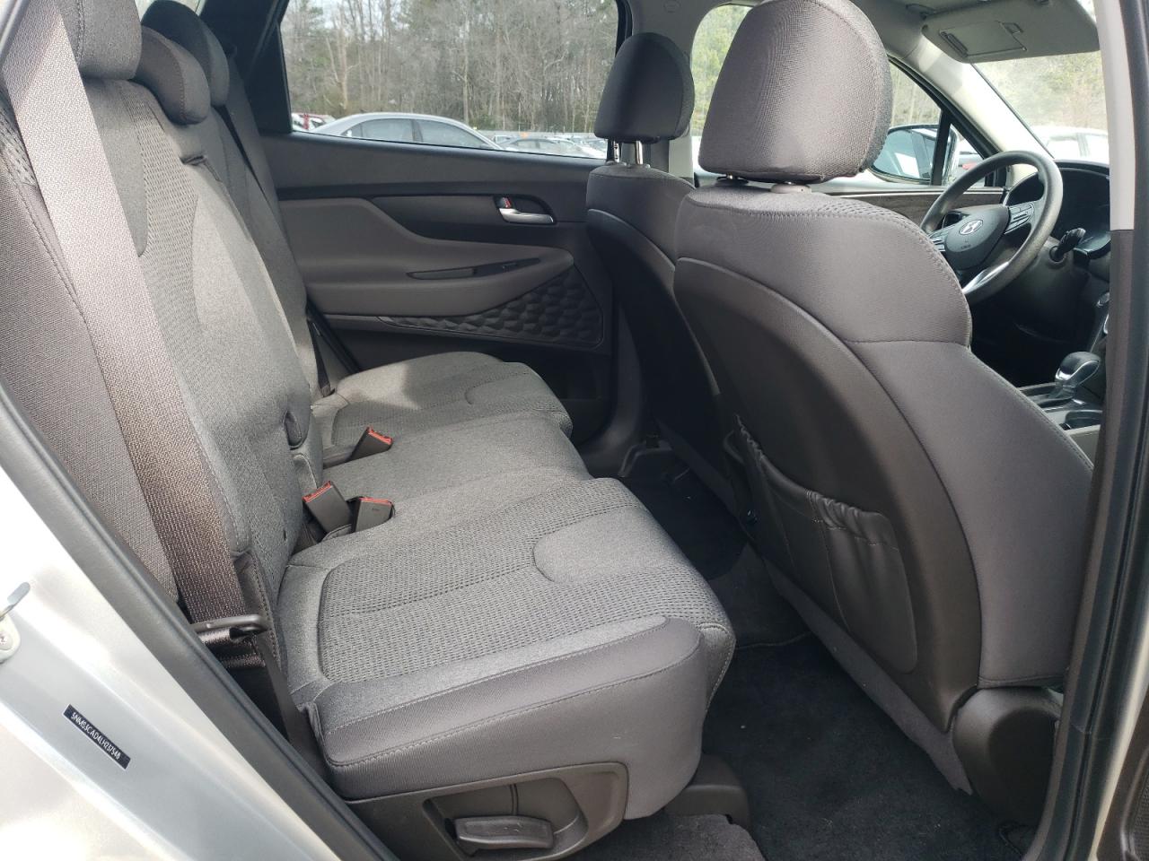 2020 Hyundai Santa Fe - Image 11