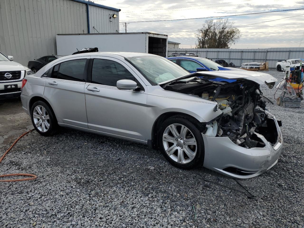 2012 Chrysler 200 - Image 4