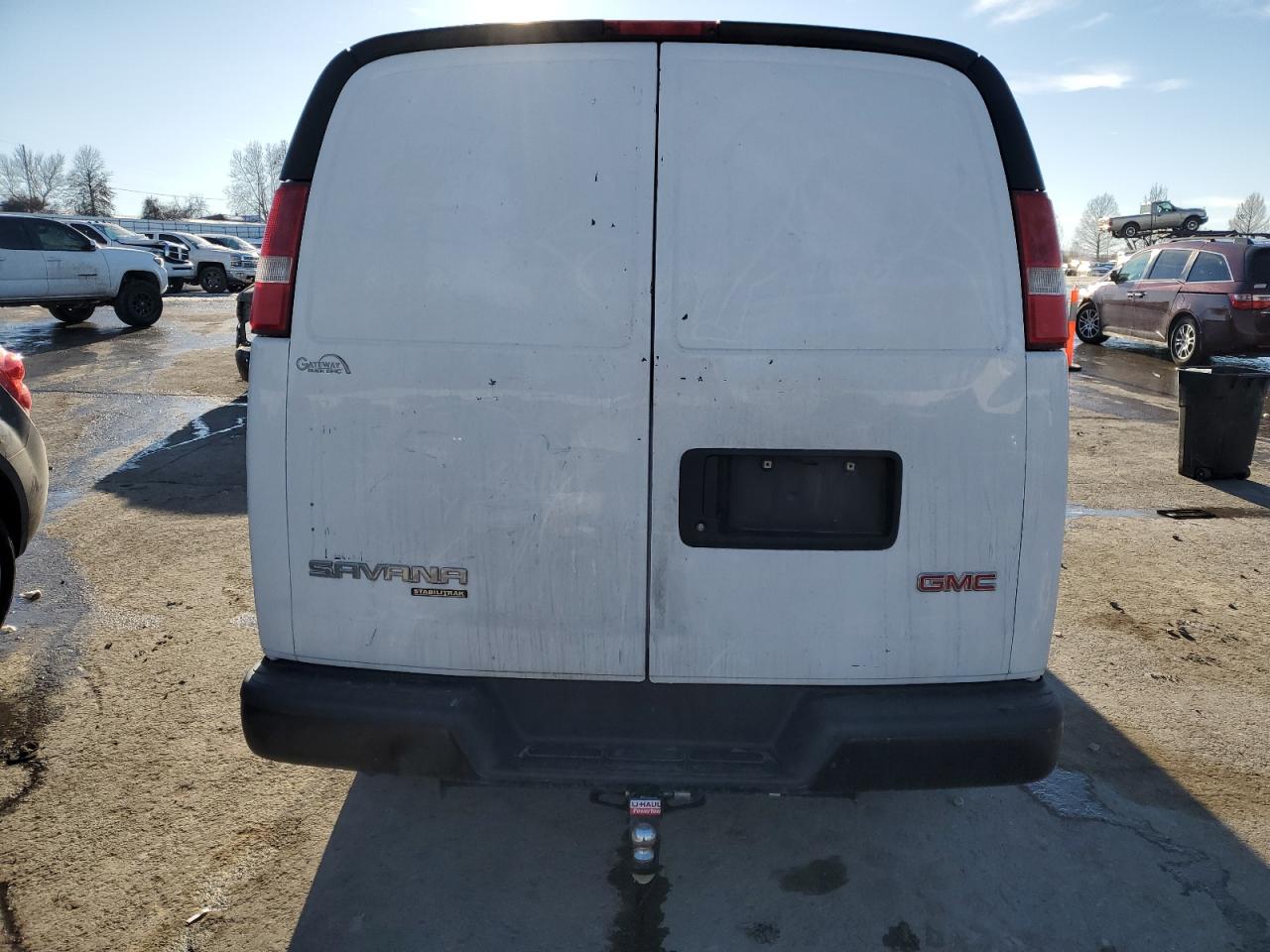 2015 GMC Savana - Image 6