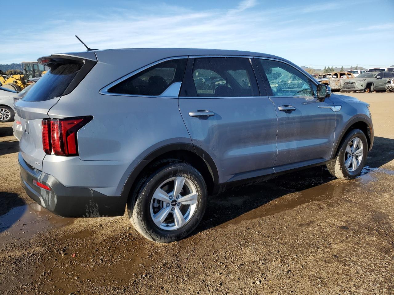 2023 Kia Sorento - Image 3