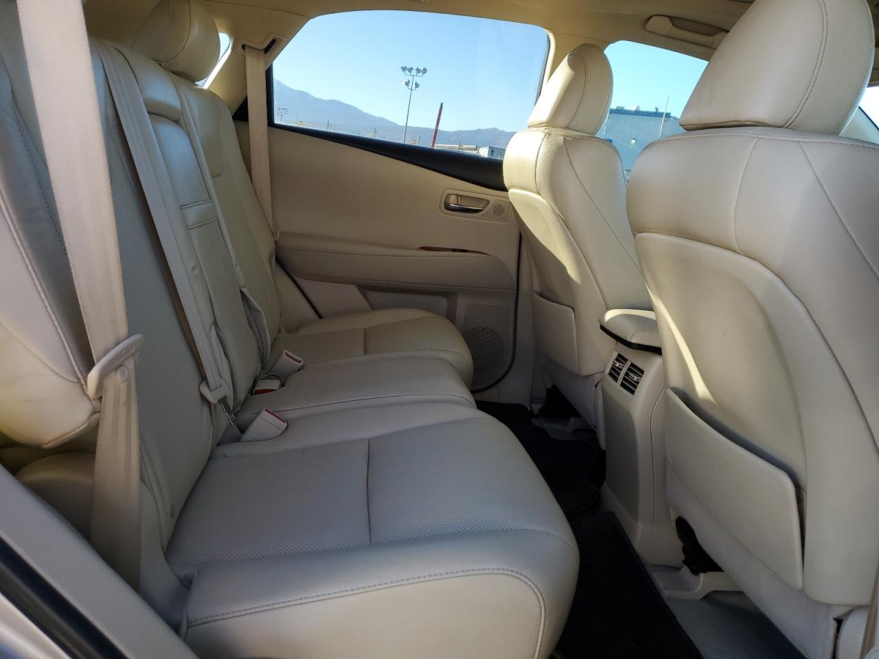 2011 Lexus RX - Image 11