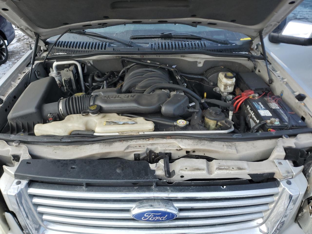 2010 Ford Explorer - Image 12