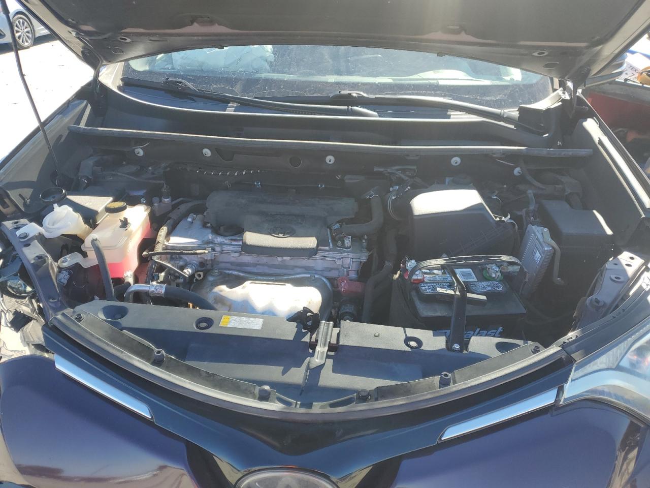 2018 Toyota RAV 4 - Image 12