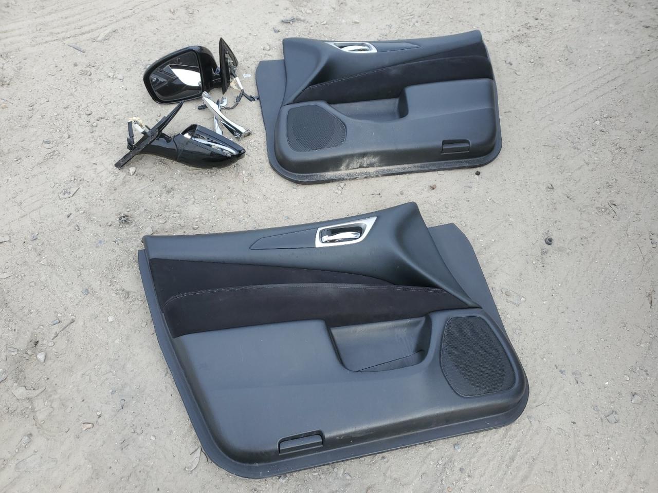 2013 Nissan Pathfinder - Image 13