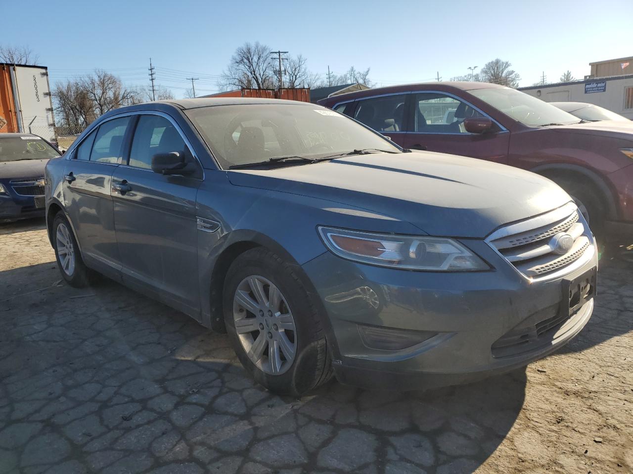 2010 Ford Taurus - Image 4