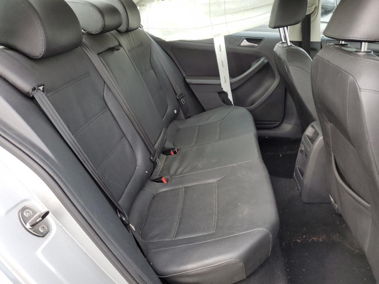 2014 Volkswagen Jetta Tdi VIN: 3VWPL7AJ2EM614765 Lot: 89133045