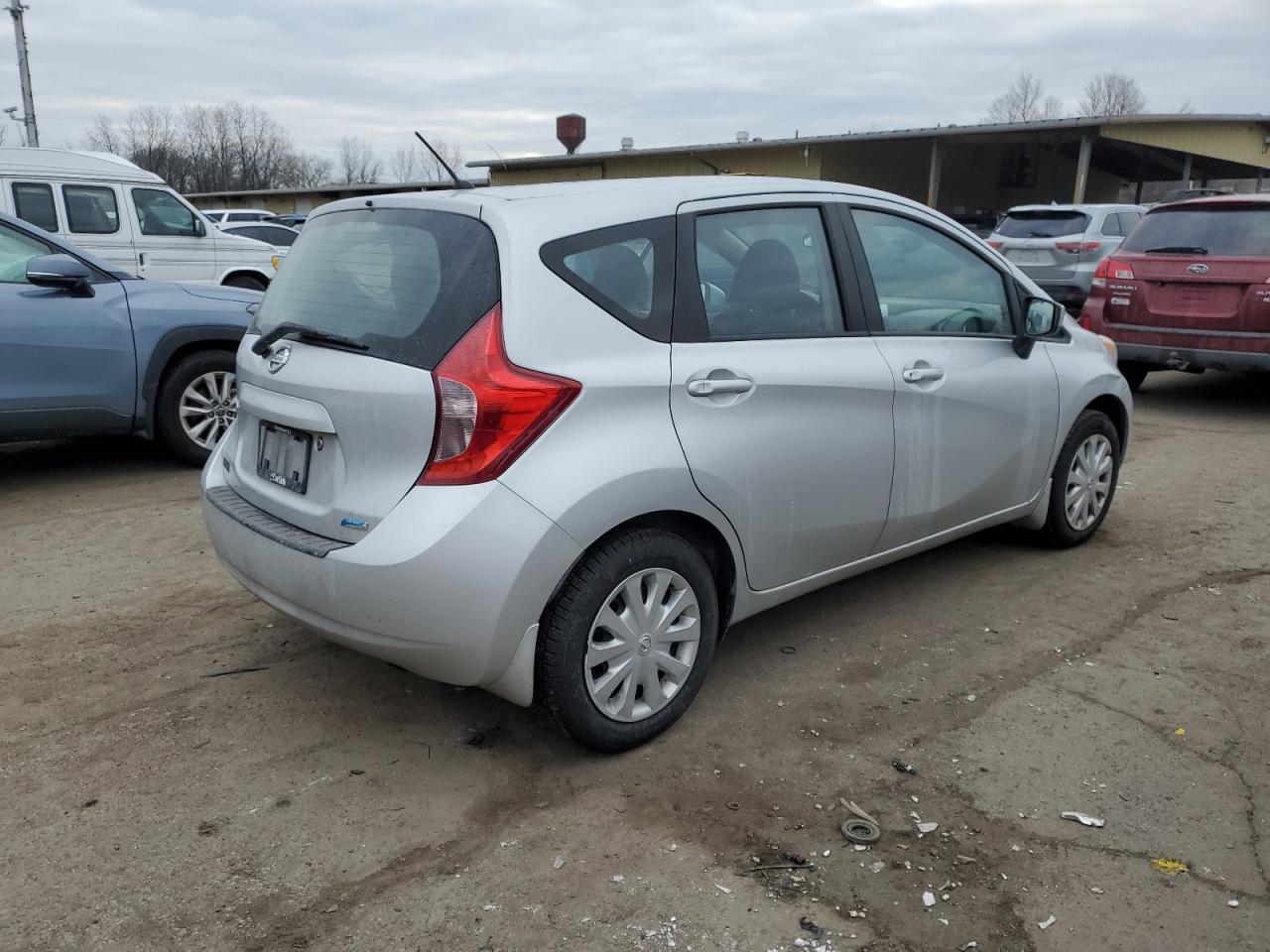 2015 Nissan Versa - Image 3