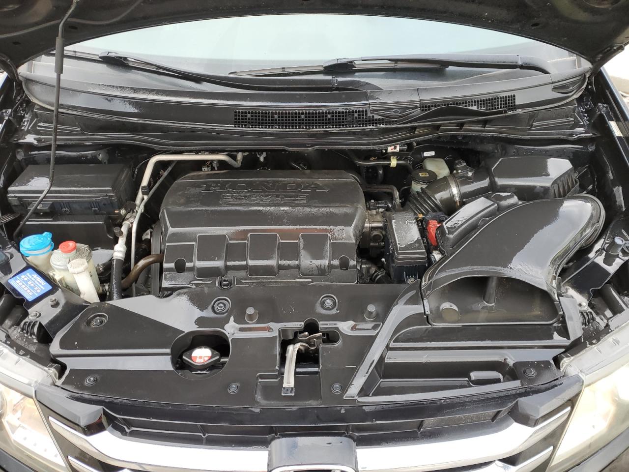 2015 Honda Odyssey - Image 12