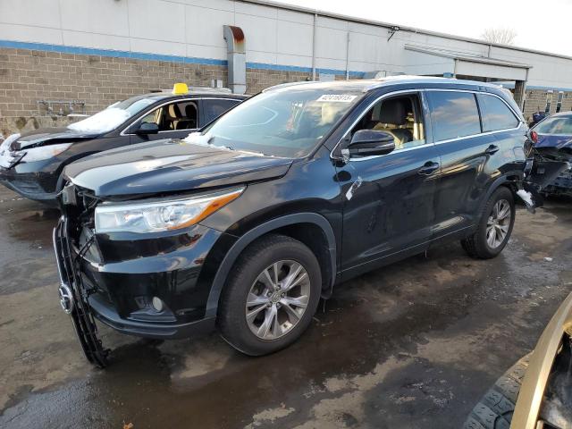  TOYOTA HIGHLANDER 2015 Чорний