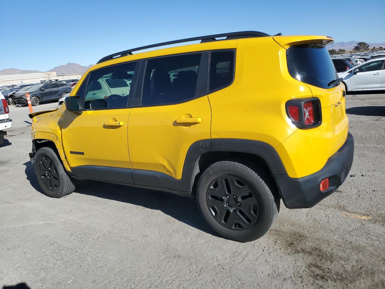 2018 Jeep Renegade - Image 2