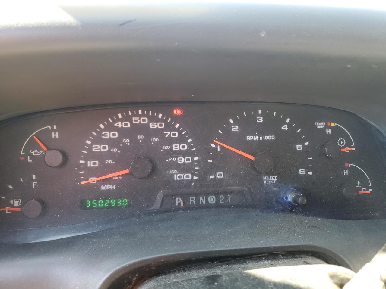 2003 Ford F250 - Image 9