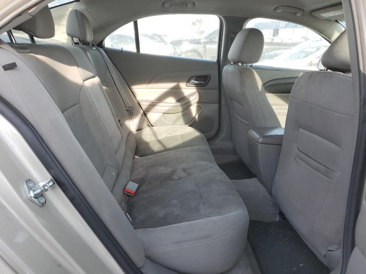 2015 Chevrolet Malibu - Image 11