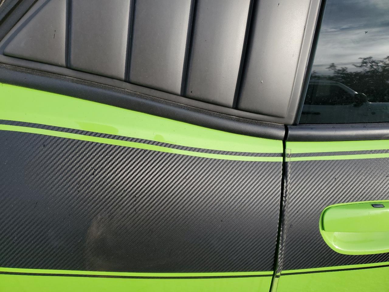 2015 Dodge Challenger - Image 10
