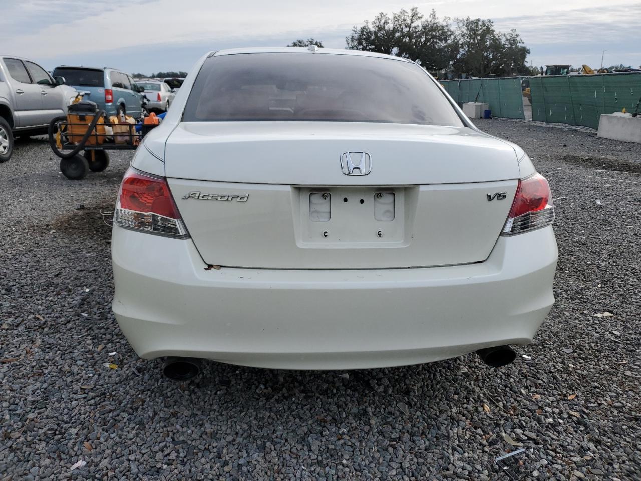 2010 Honda Accord - Image 6