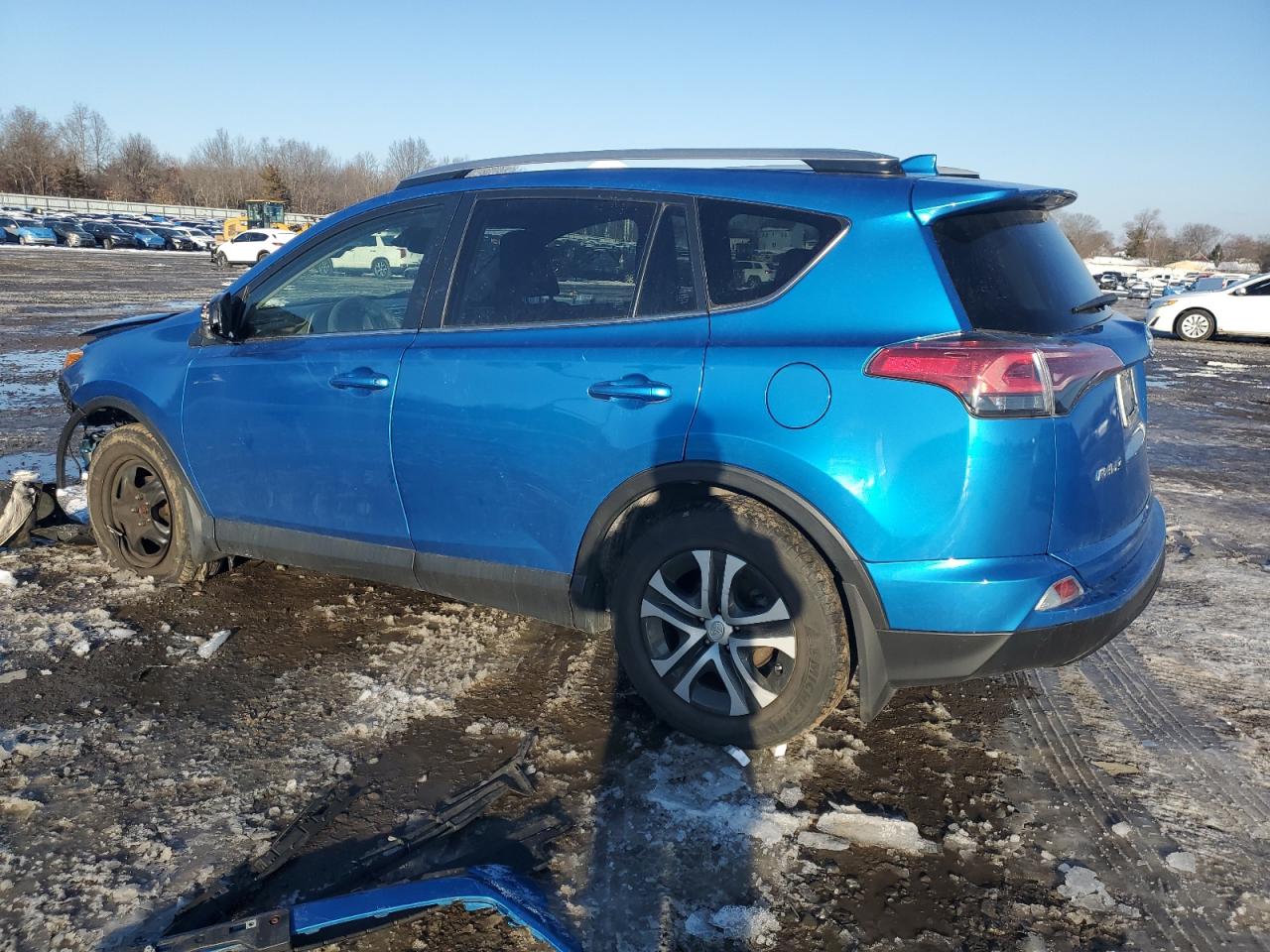 2018 Toyota RAV 4 - Image 2
