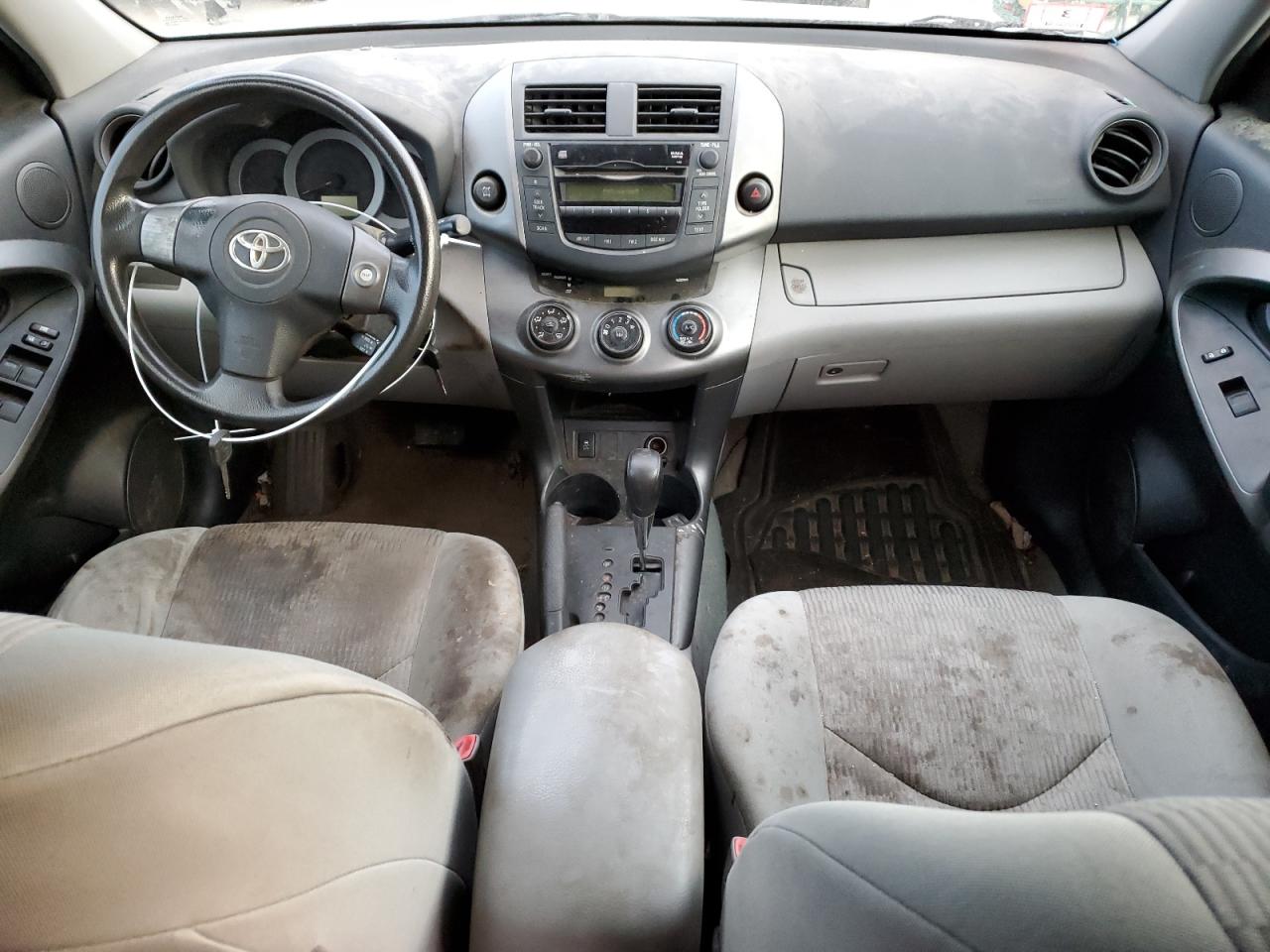 2011 Toyota RAV 4 - Image 8