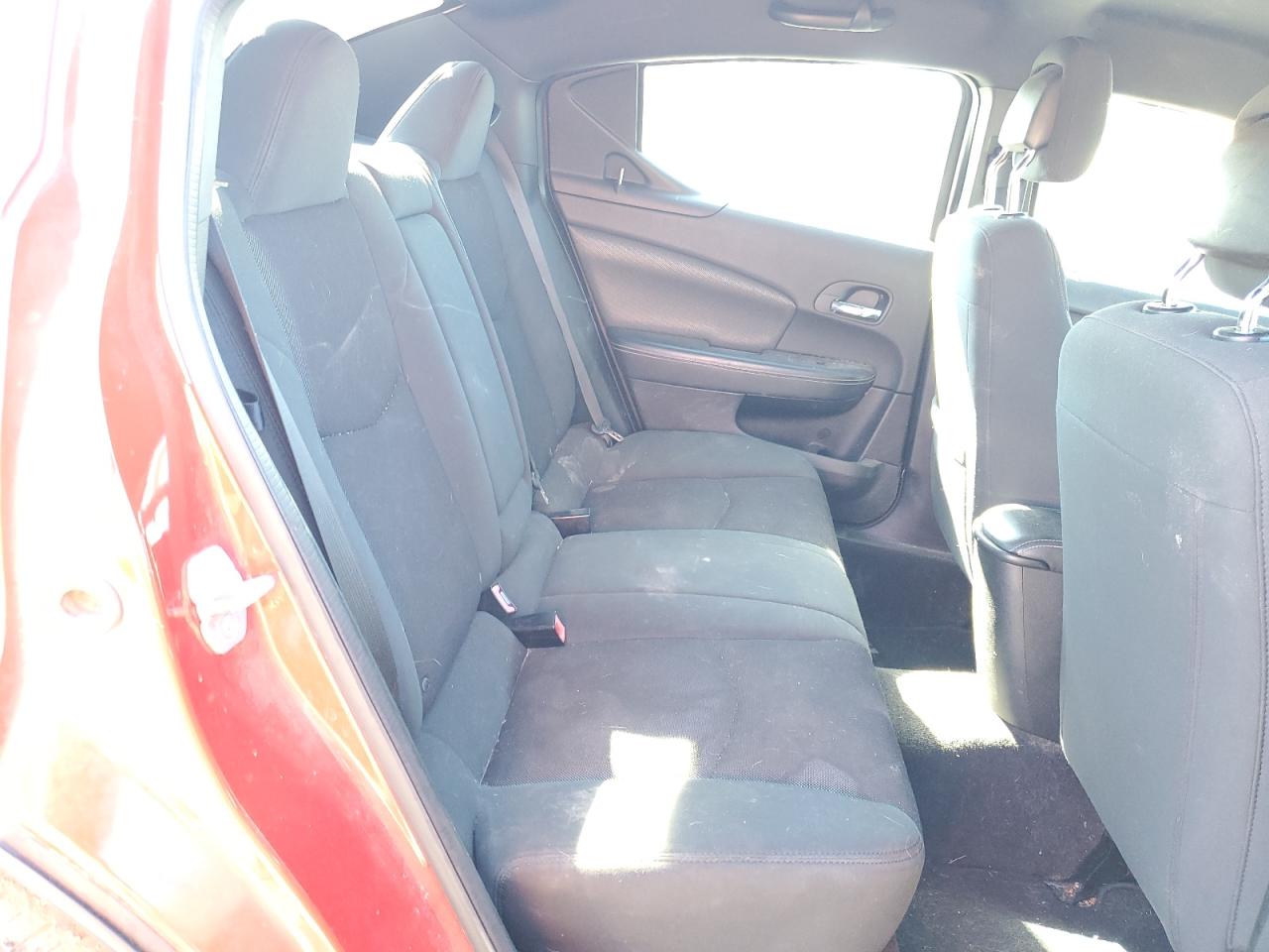 2012 Dodge Avenger - Image 11