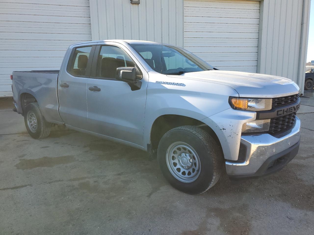 2019 Chevrolet Silverado - Image 4