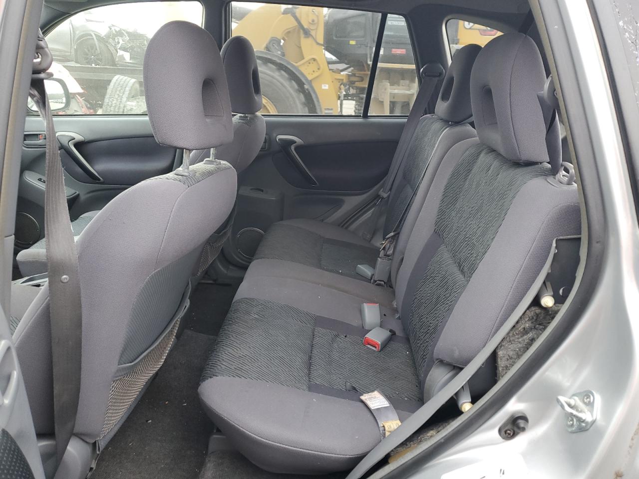 2003 Toyota RAV 4 - Image 10