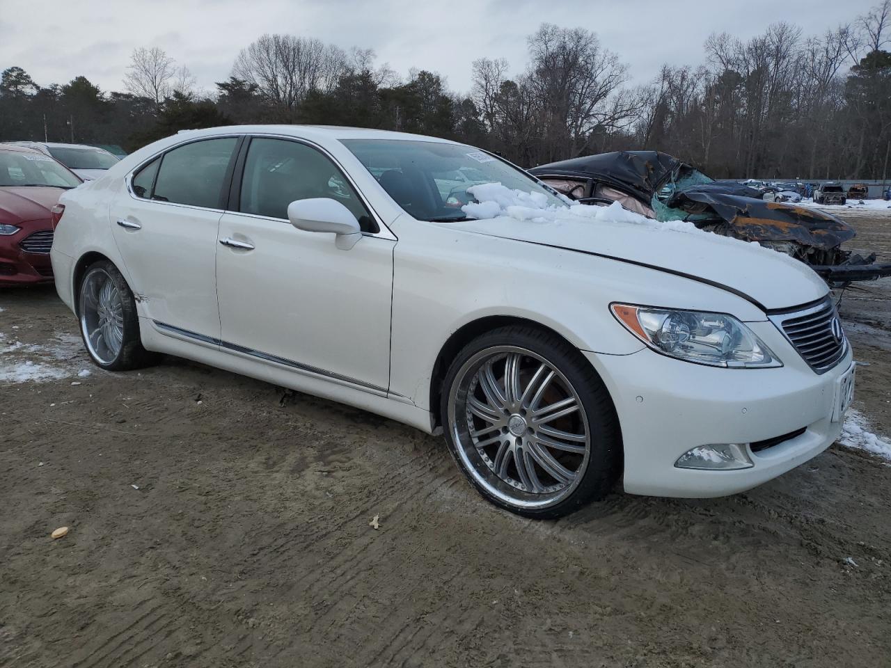 2008 Lexus LS - Image 4