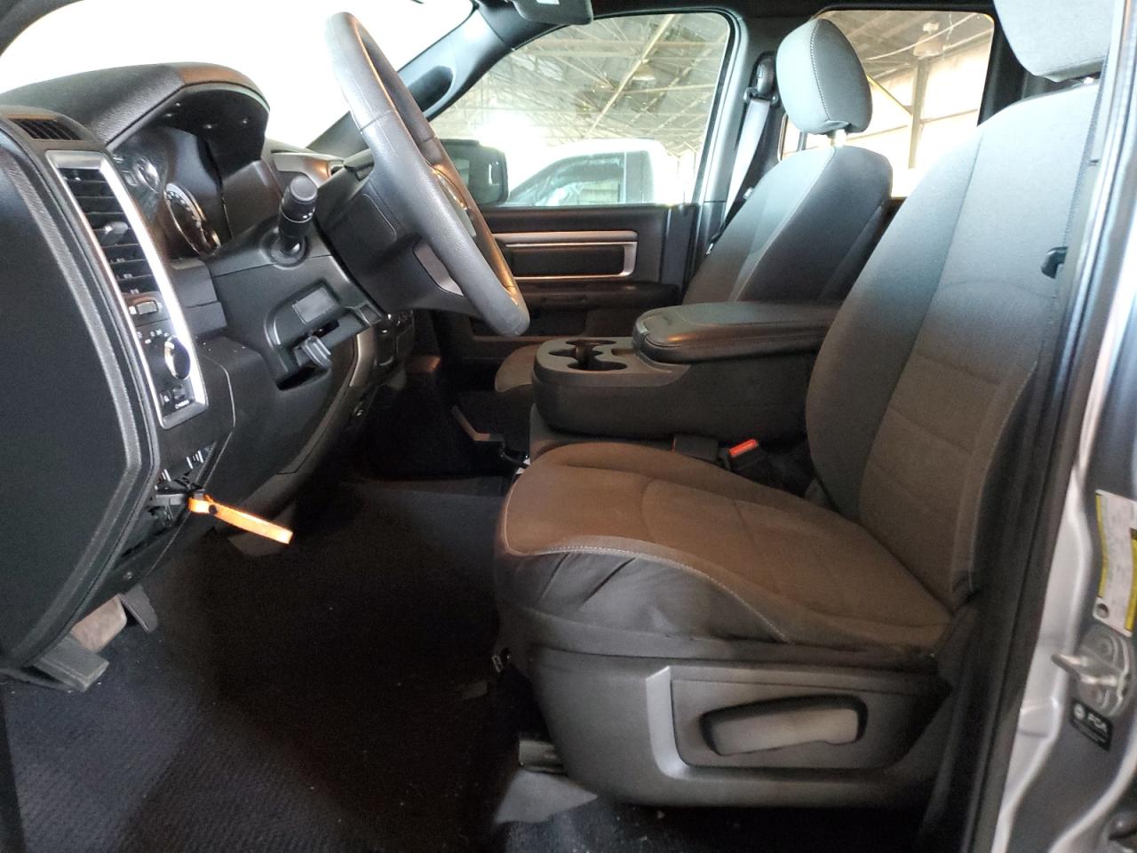 2021 RAM 1500 - Image 7