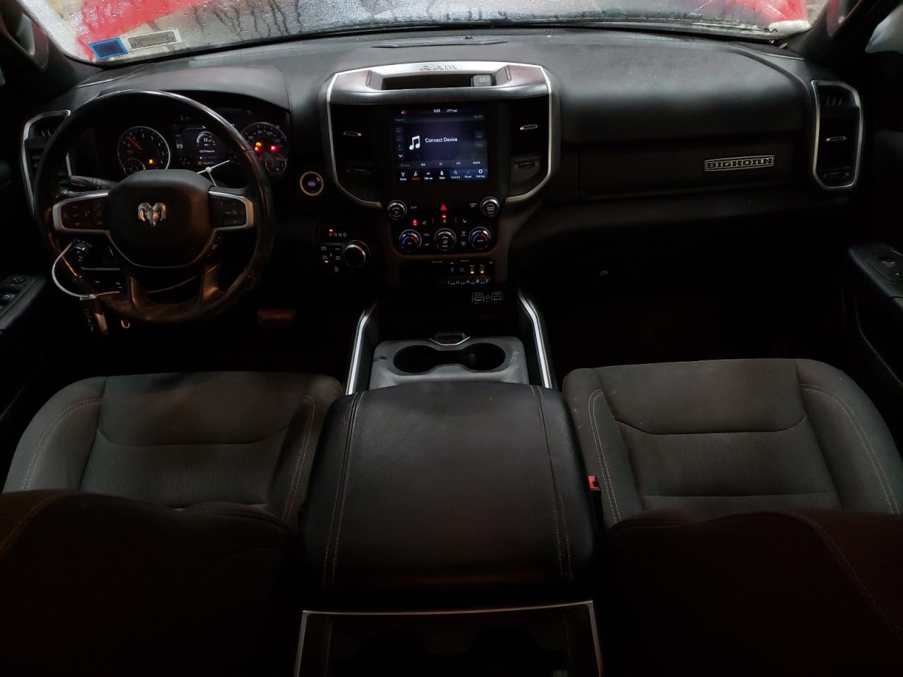 2021 RAM 1500 - Image 8