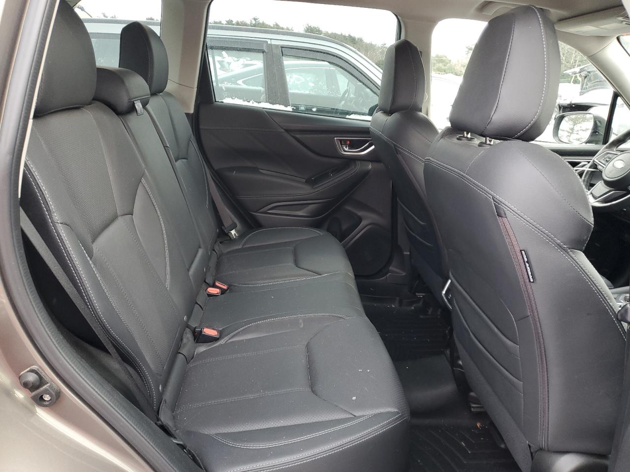 2020 Subaru Forester - Image 11