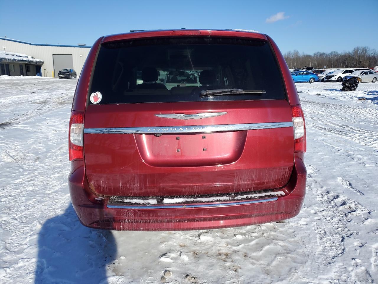 2012 Chrysler Town & Country - Image 6