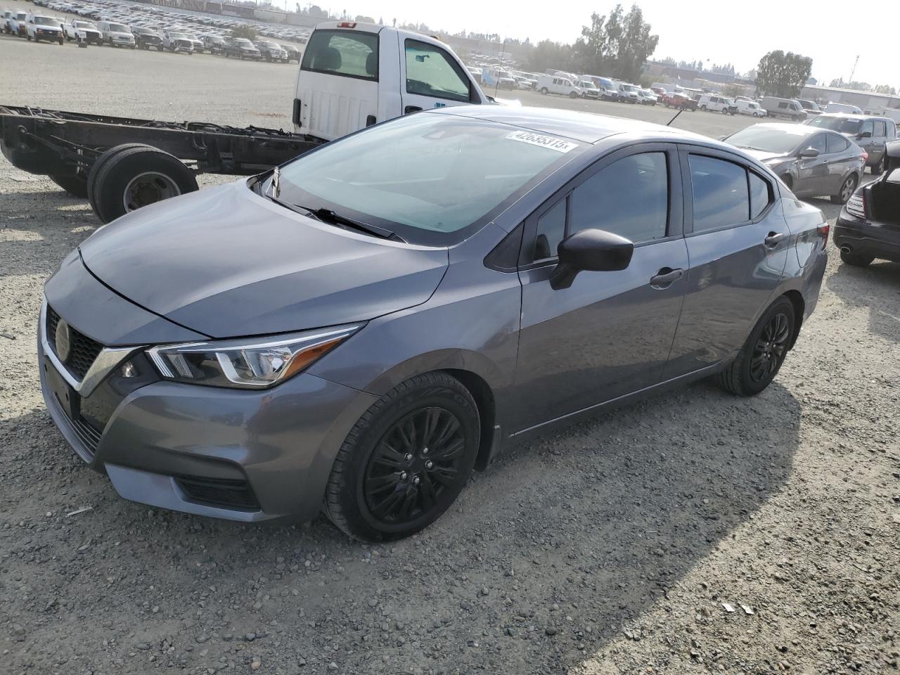 2020 Nissan Versa - Image 1