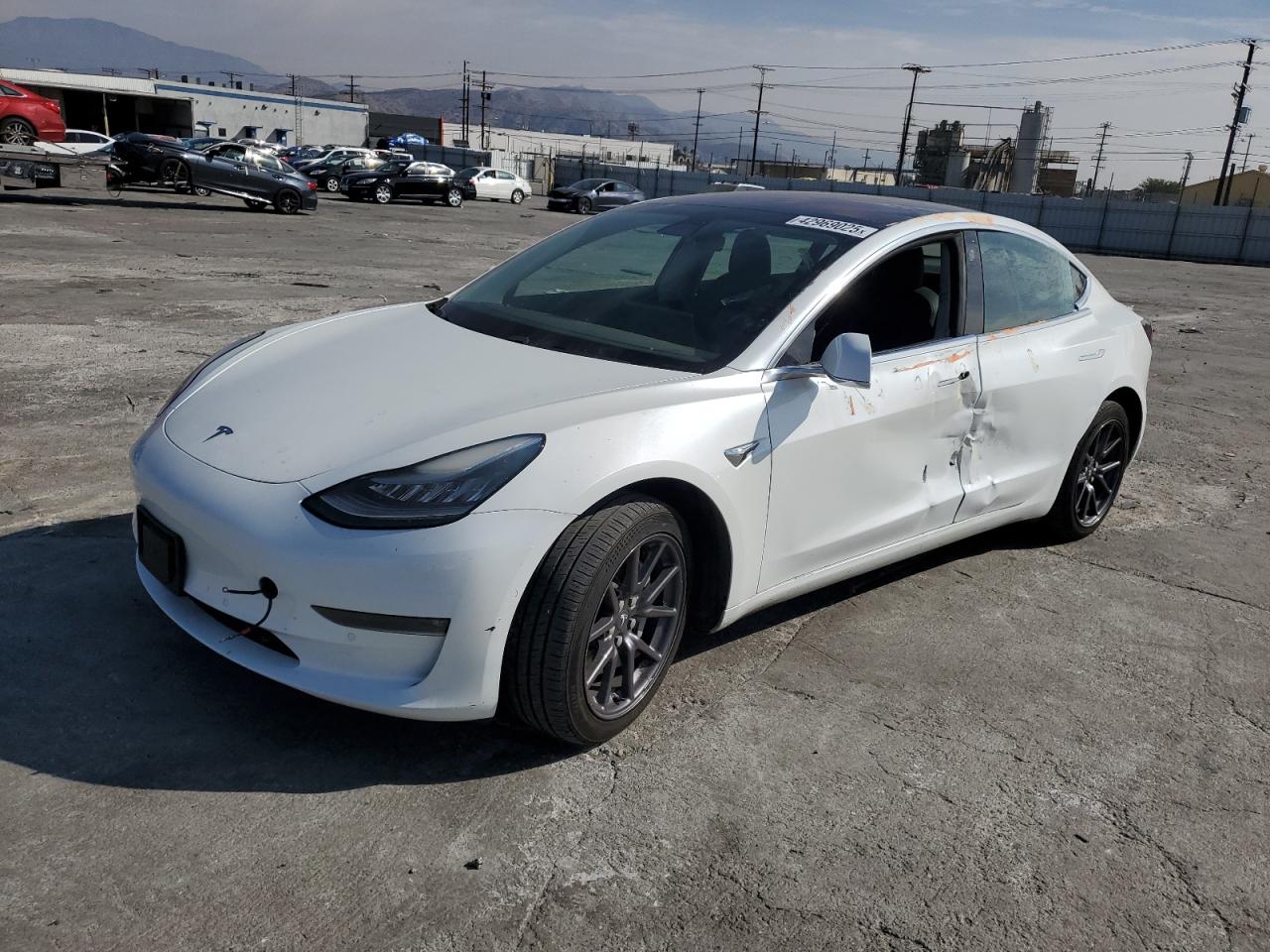 2018 Tesla Model 3  იყიდება Sun Valley-ში, CA - Side