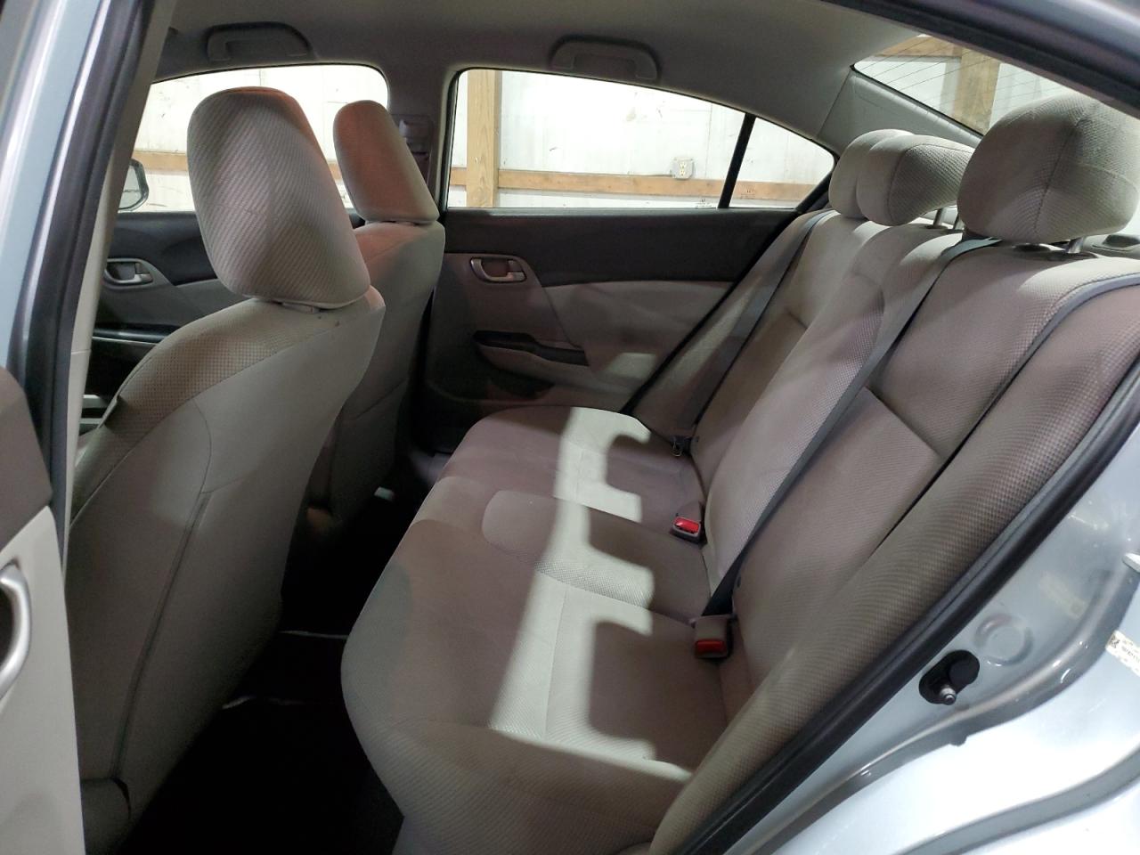 2012 Honda Civic - Image 10