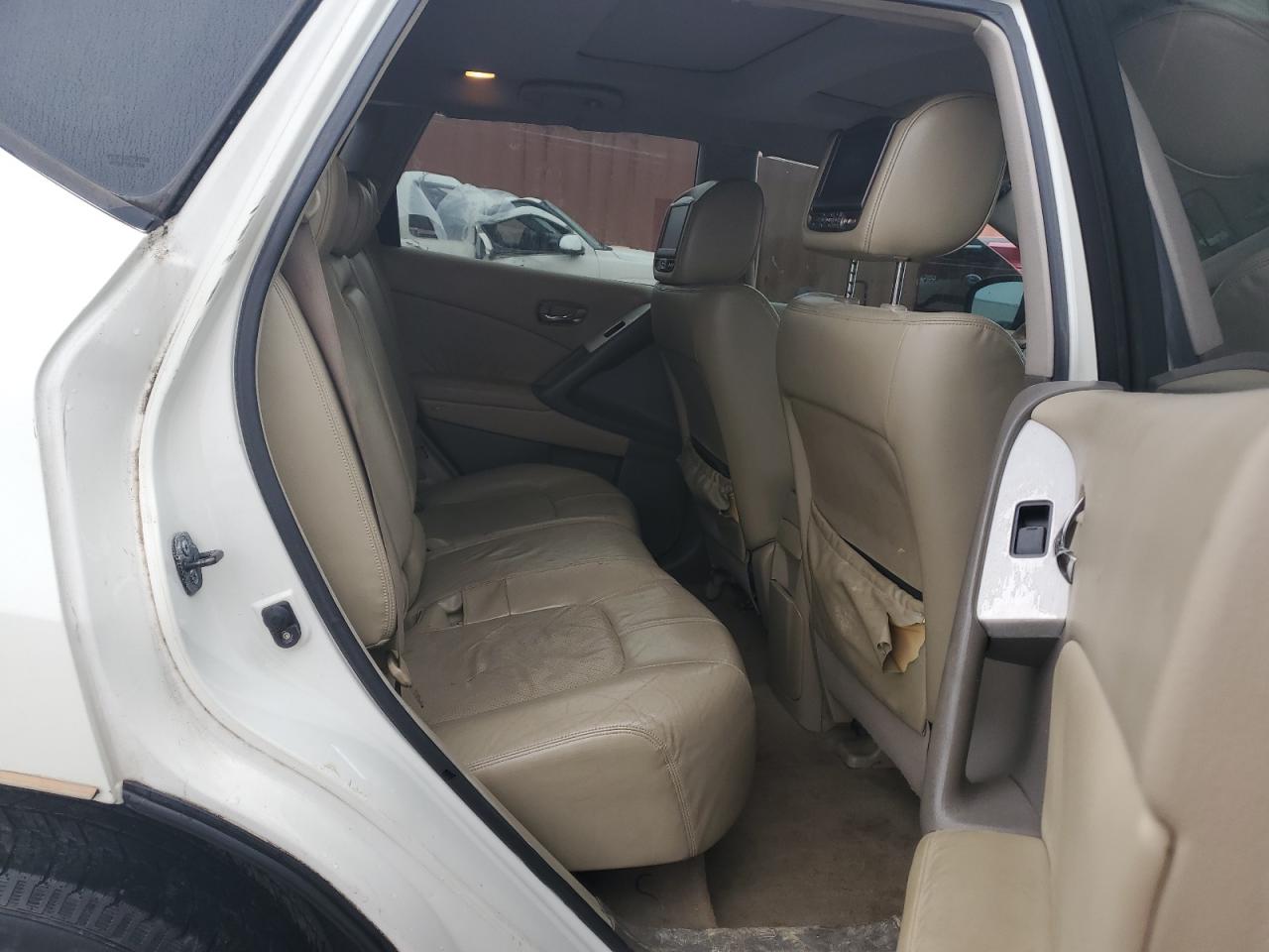 2010 Nissan Murano - Image 11