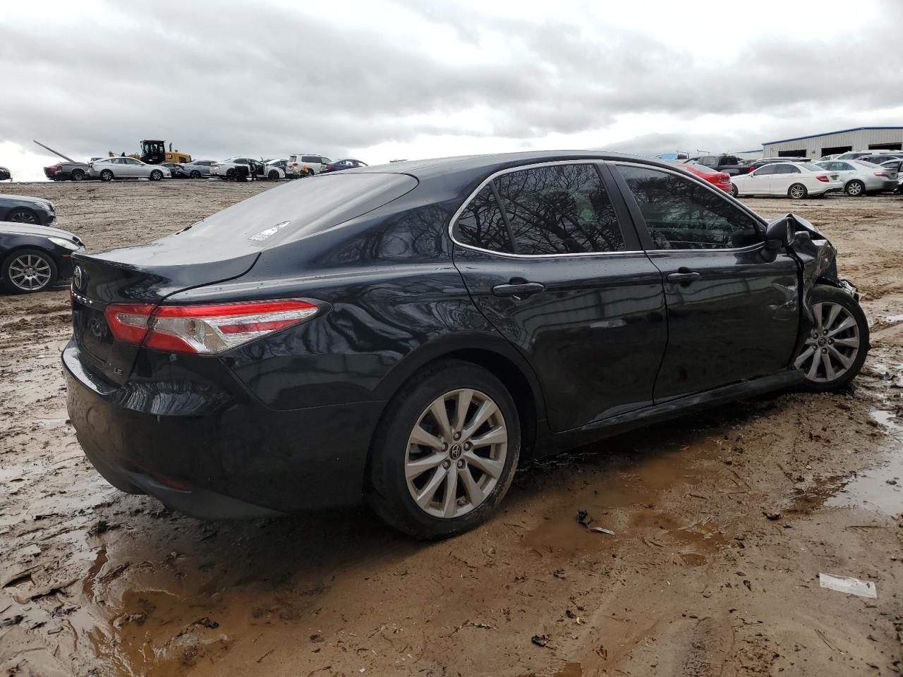 2018 Toyota Camry - Image 3