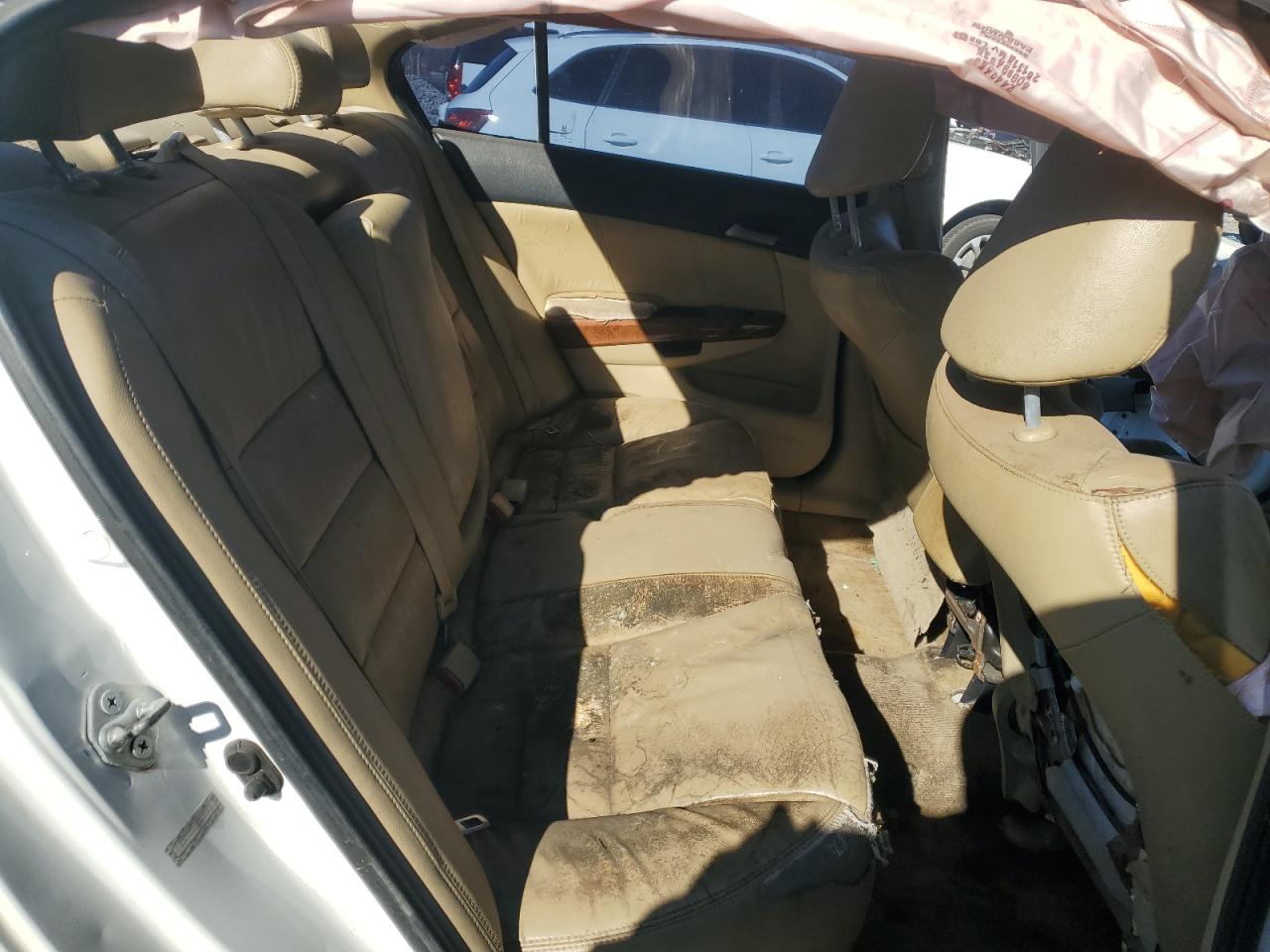 2012 Honda Accord - Image 10
