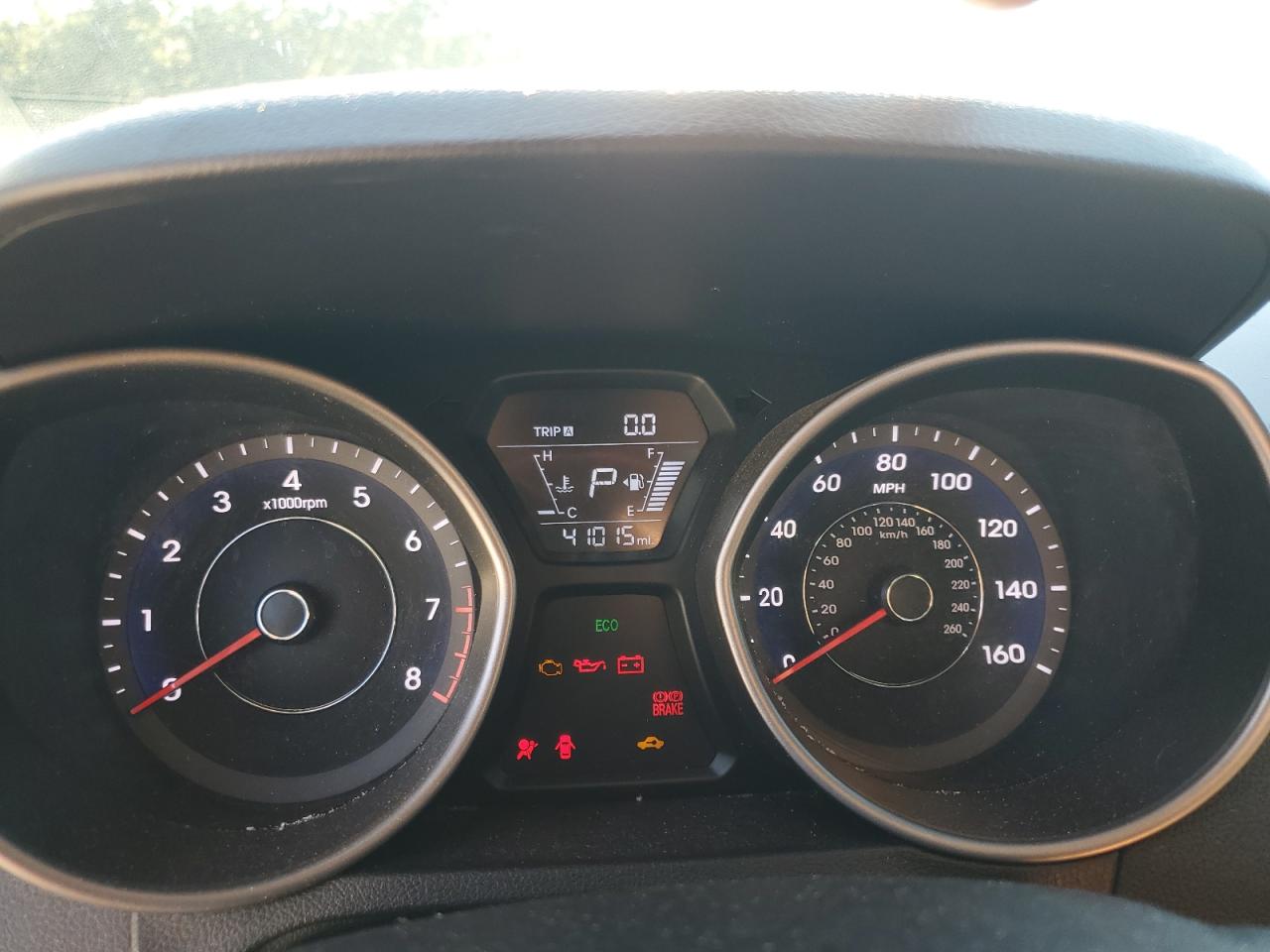 2016 Hyundai Elantra - Image 9