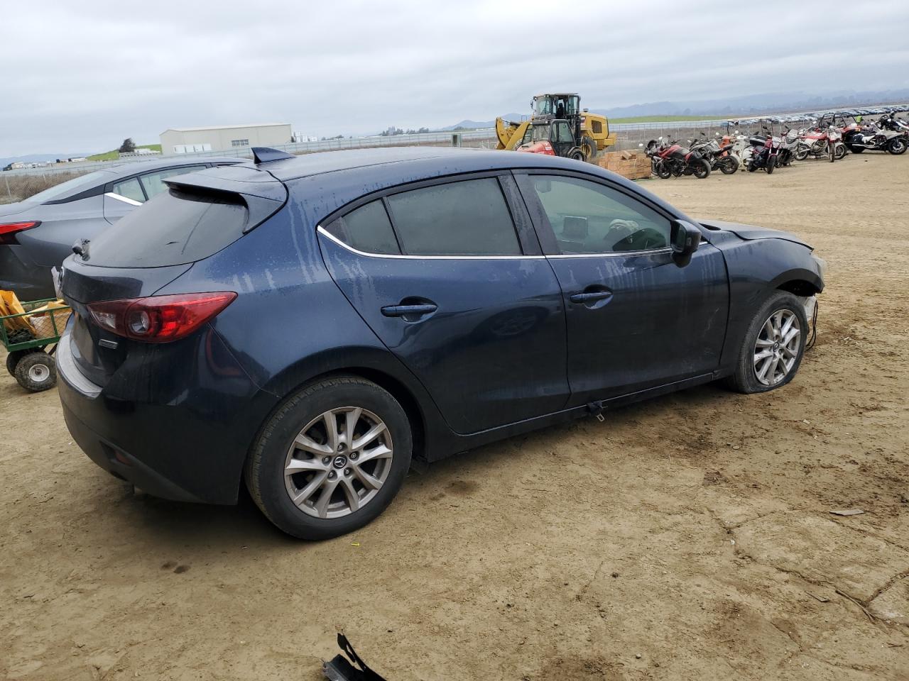 2016 Mazda 3 - Image 3