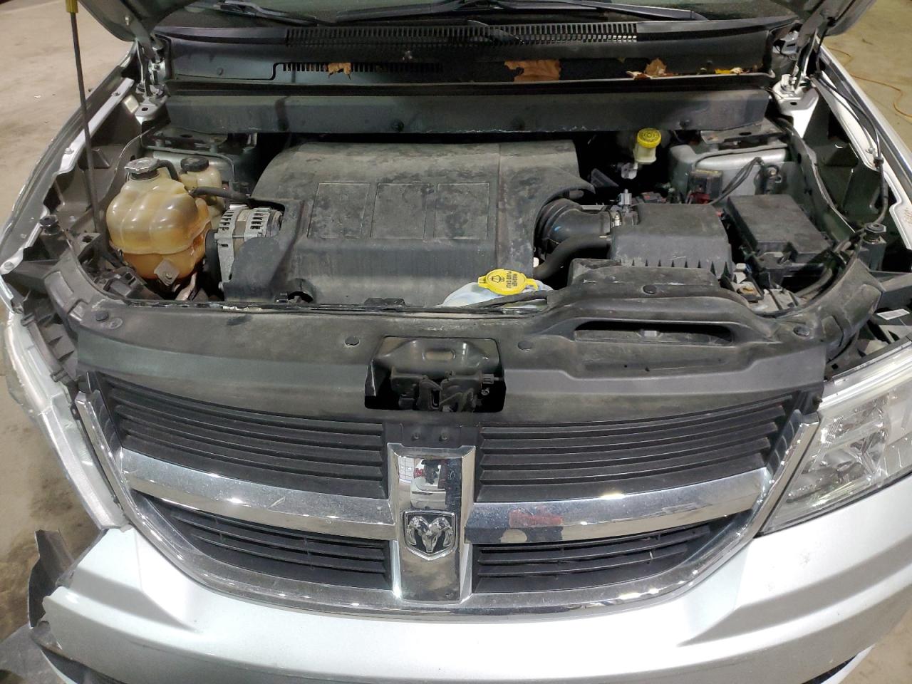 2010 Dodge Journey - Image 12