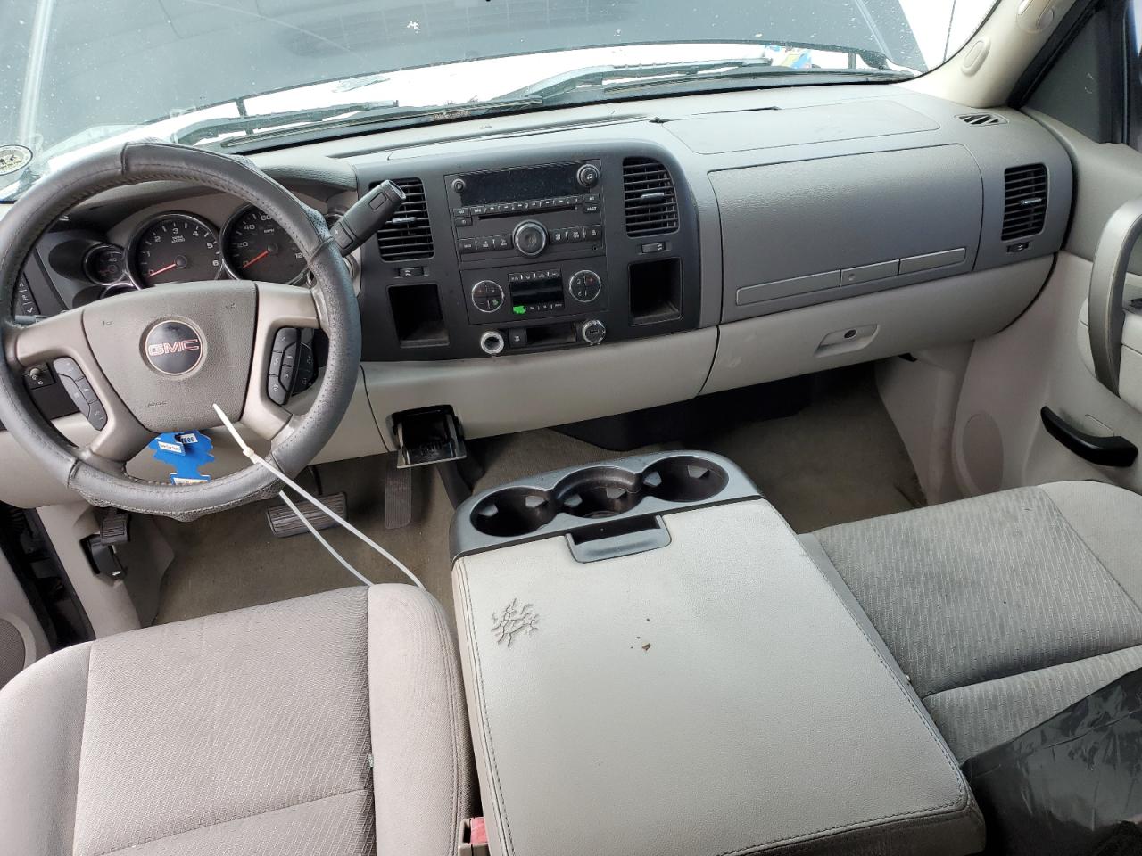 2011 GMC Sierra - Image 8