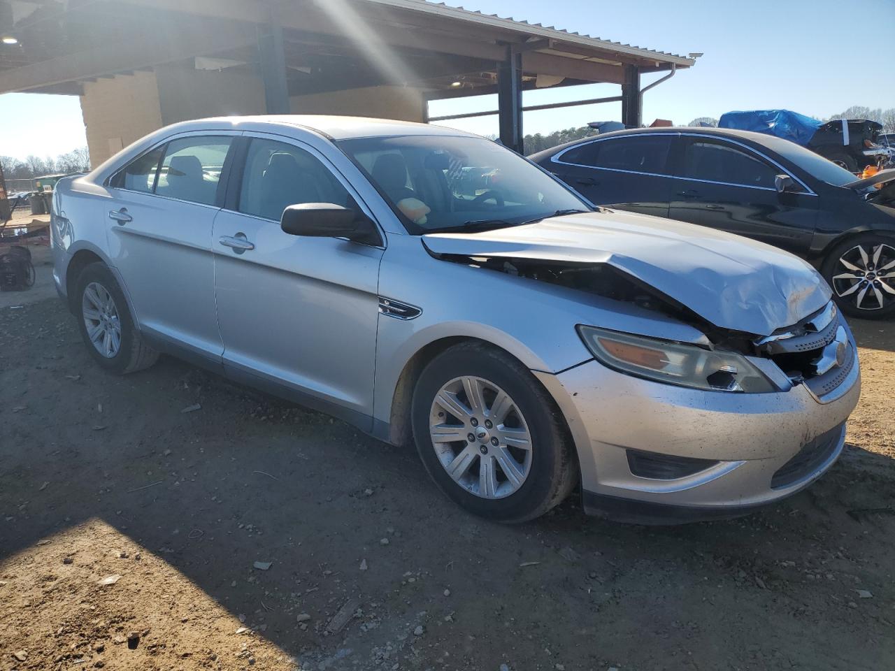 2011 Ford Taurus - Image 4