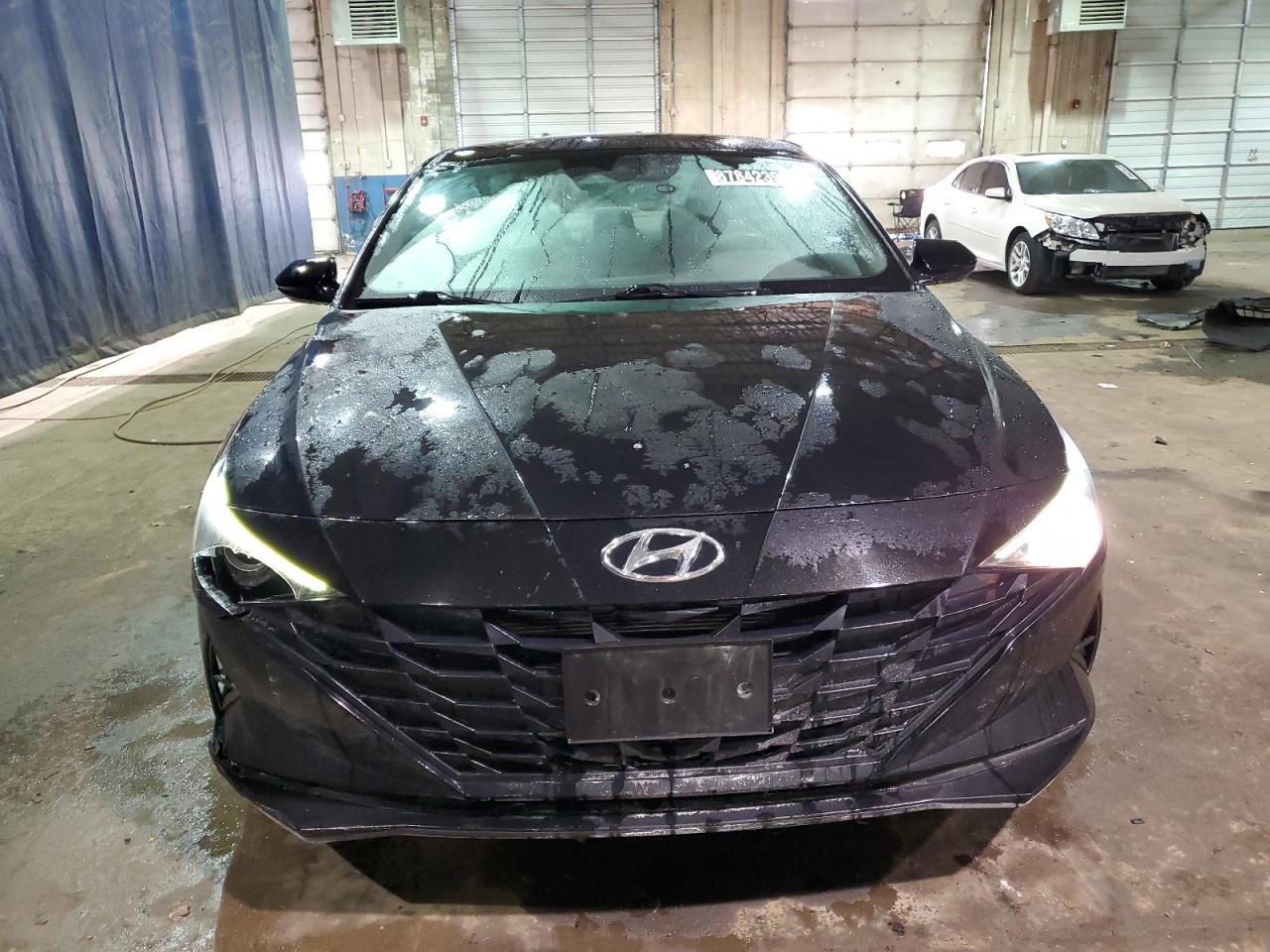 2021 Hyundai Elantra - Image 5