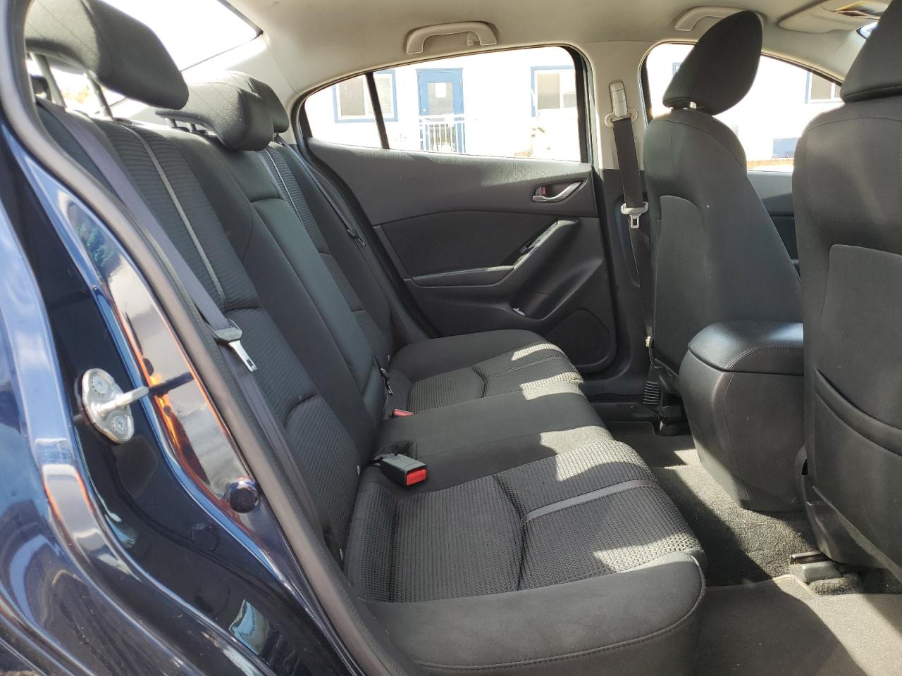 2017 Mazda 3 - Image 10