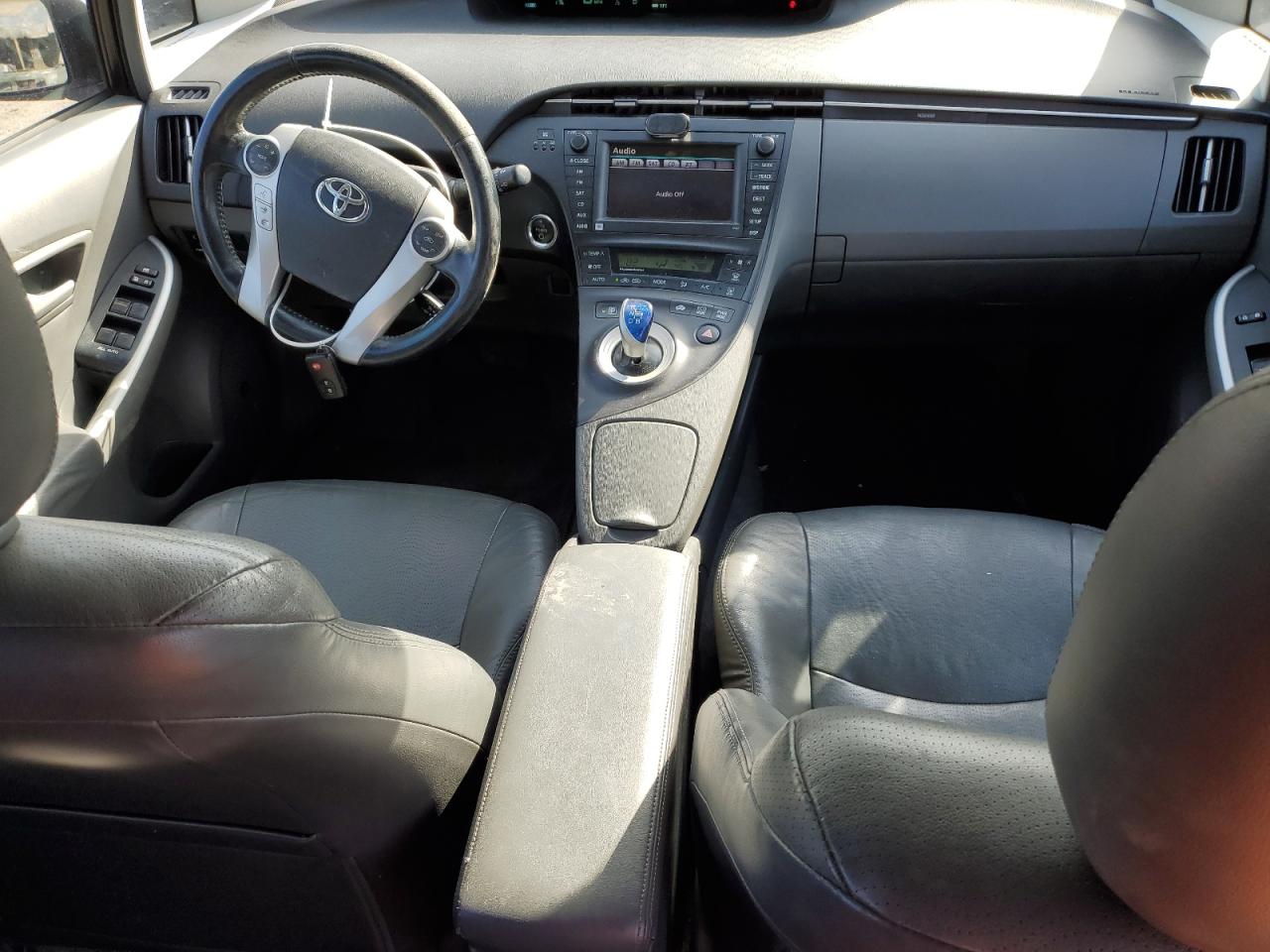 2010 Toyota Prius - Image 8