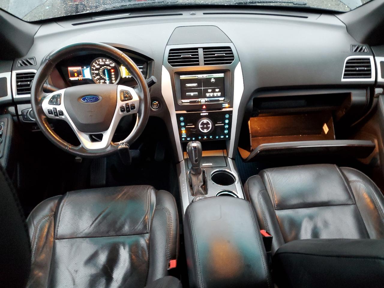 2012 Ford Explorer - Image 8